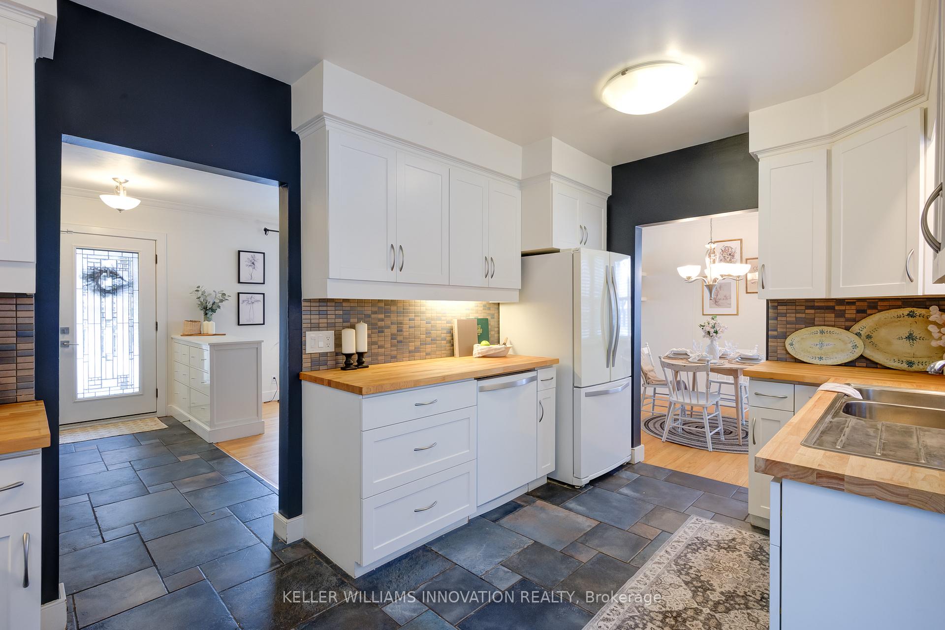 Photo 13 of 193 Lakeside Drive, Kitchener — HOMEH
