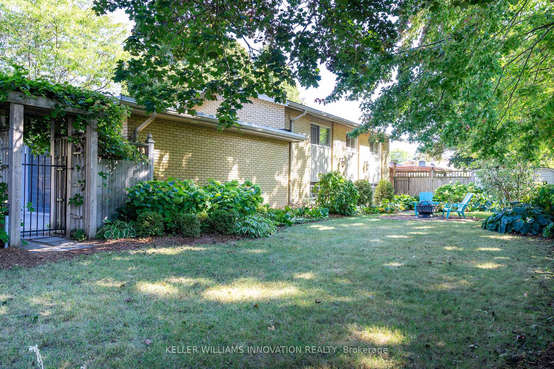 Photo 38 of 193 Lakeside Drive, Kitchener — HOMEH