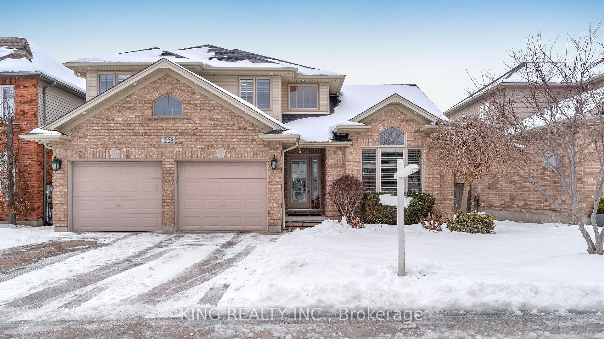 Front of 1223 Coronation Drive