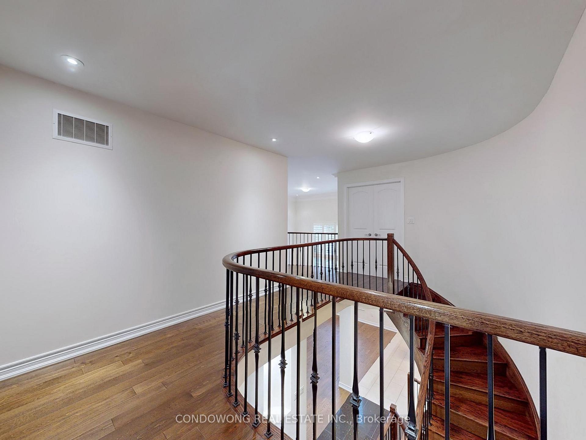 Photo 16 of 7 Yorkton Boulevard, Markham, Angus Glen — HOMEH