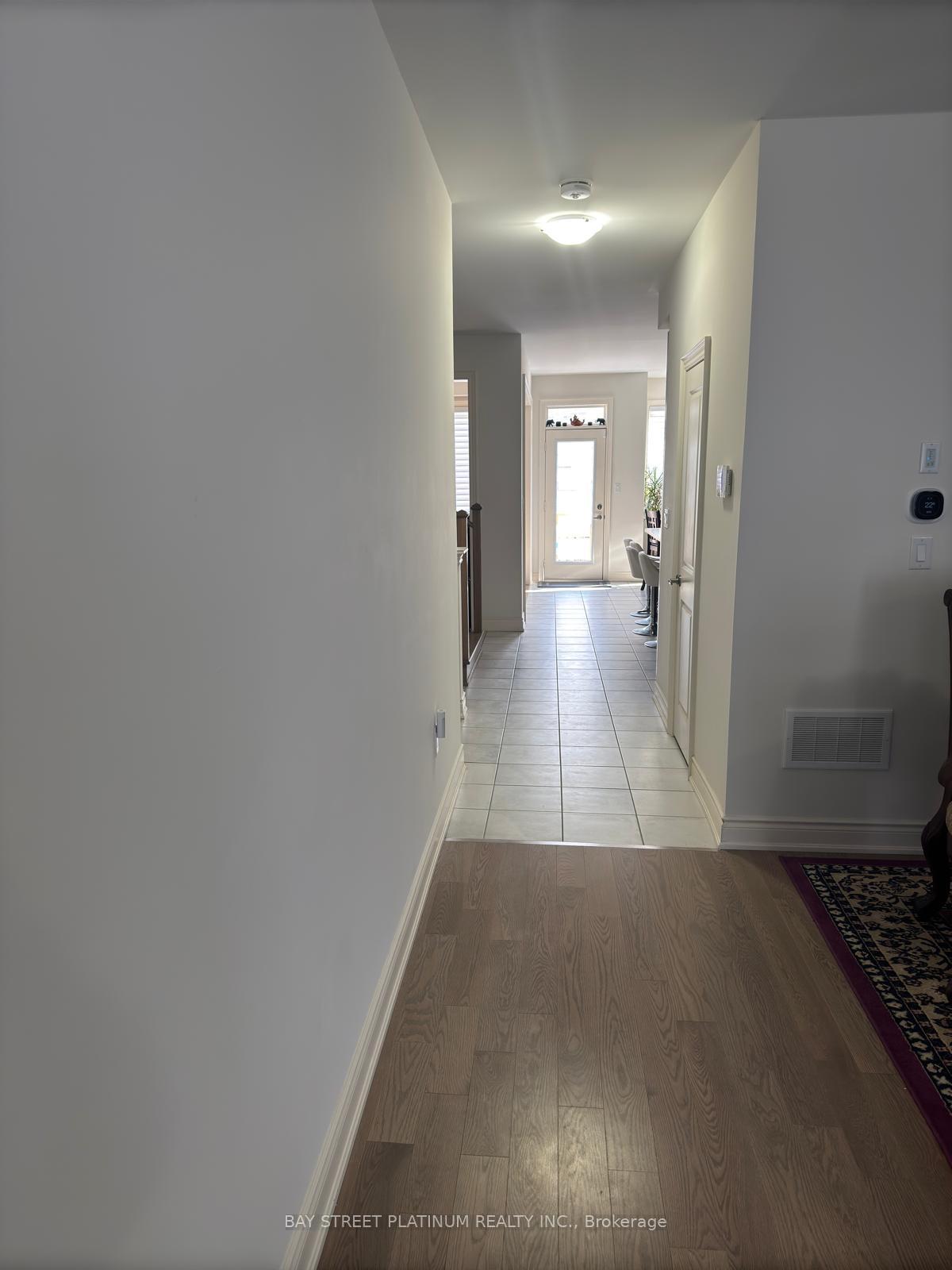 Photo 29 of 118 Granite Ridge Trail, Hamilton, Waterdown — HOMEH