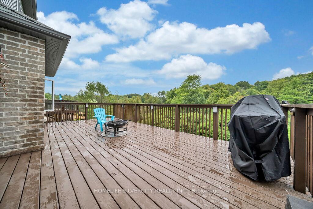 Photo 38 of 425 Woodbine Avenue, Kitchener, Huron Park — HOMEH