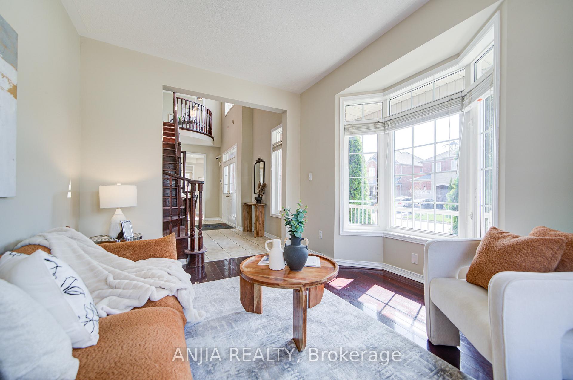 Photo 11 of 1 Outlook Terrace Drive, Markham, Greensborough — HOMEH
