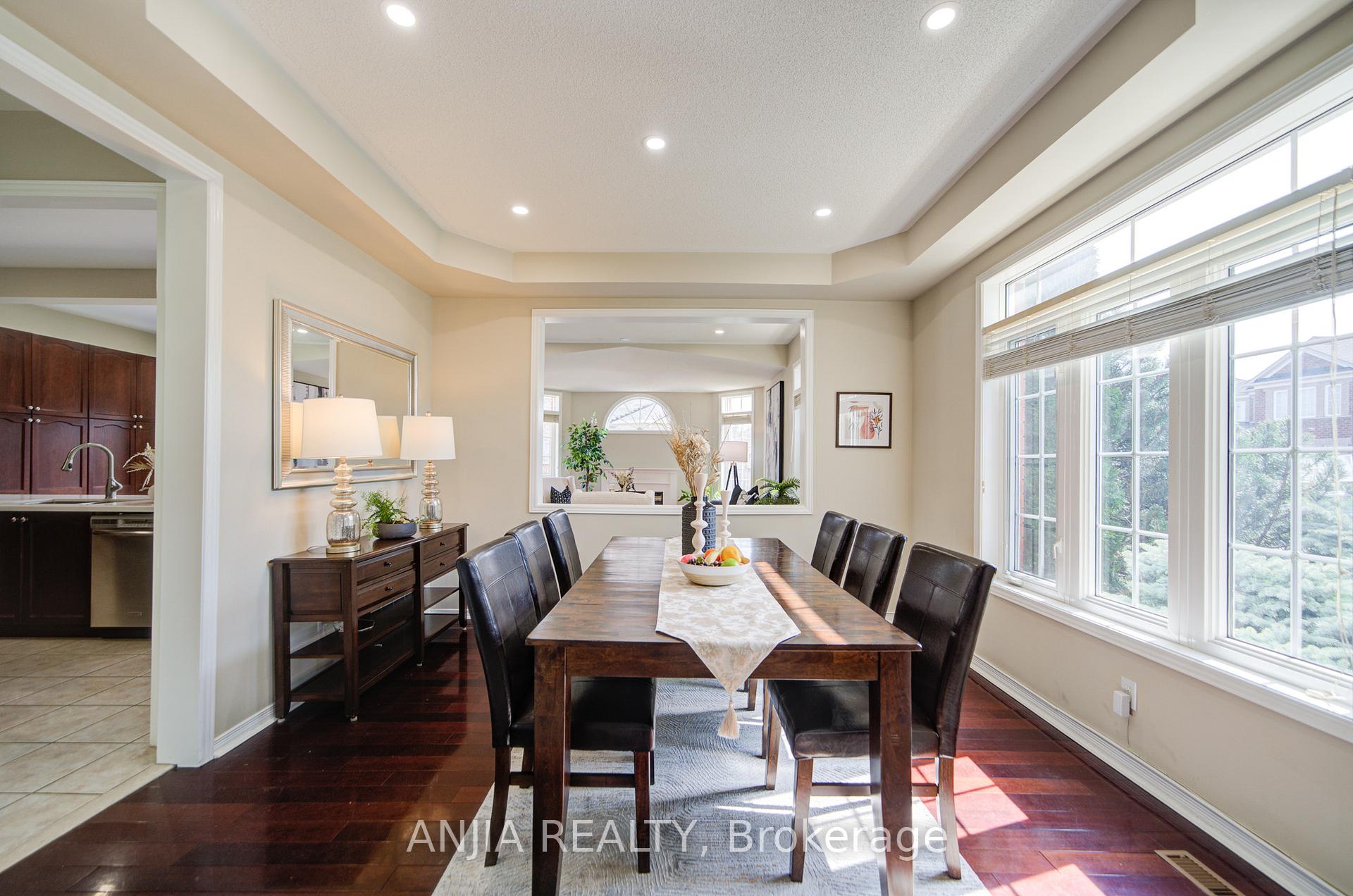 Photo 14 of 1 Outlook Terrace Drive, Markham, Greensborough — HOMEH