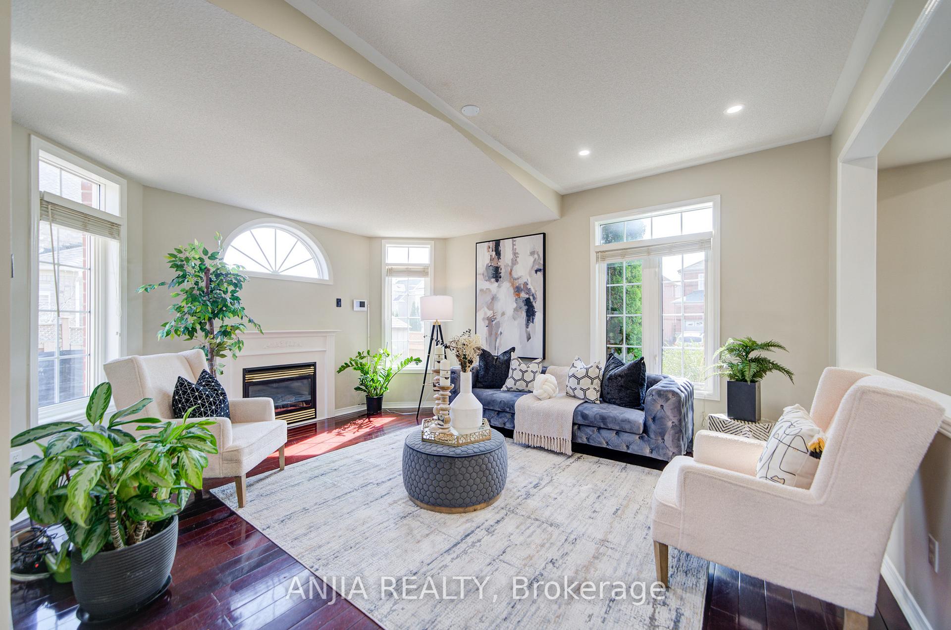 Photo 21 of 1 Outlook Terrace Drive, Markham, Greensborough — HOMEH