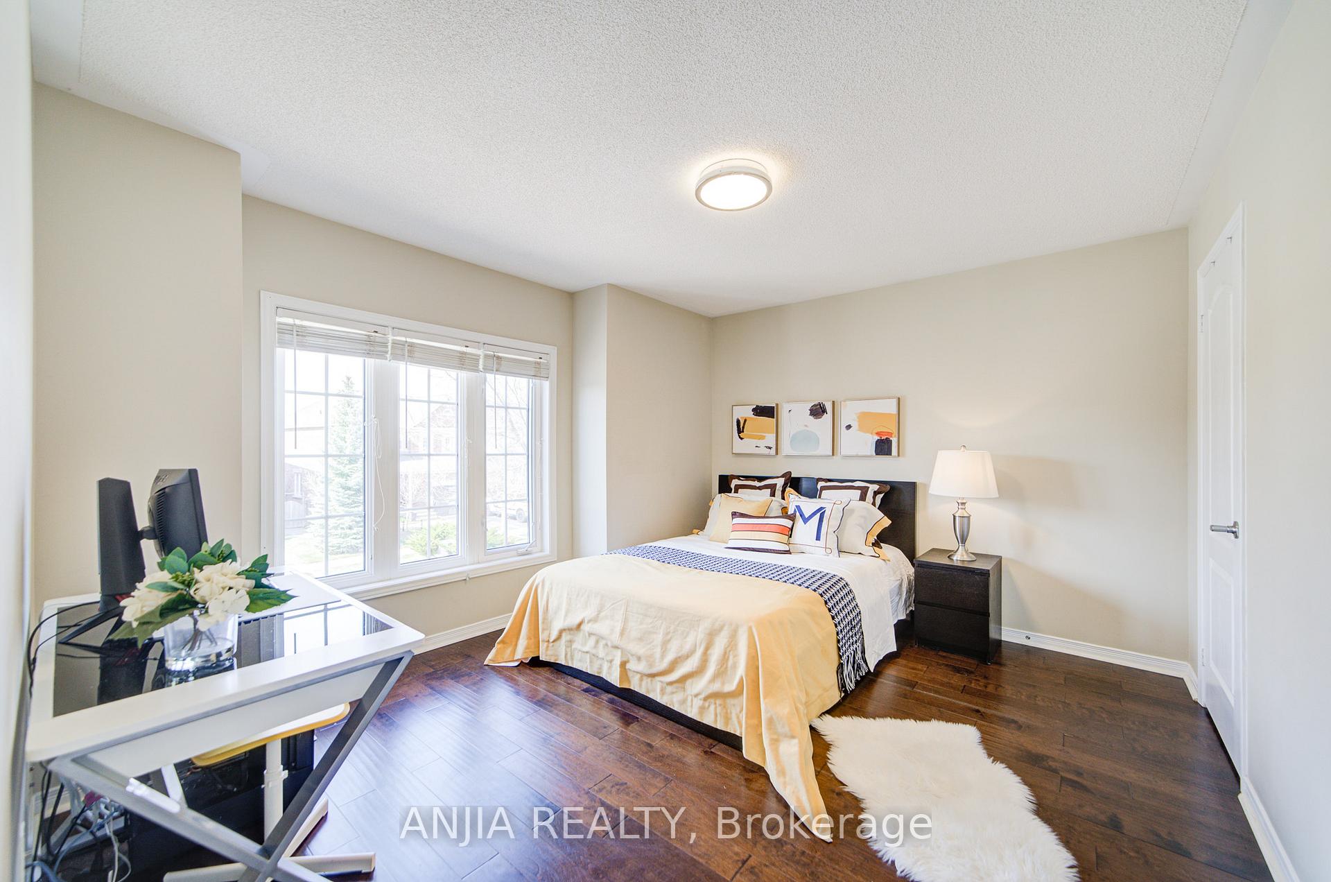 Photo 38 of 1 Outlook Terrace Drive, Markham, Greensborough — HOMEH