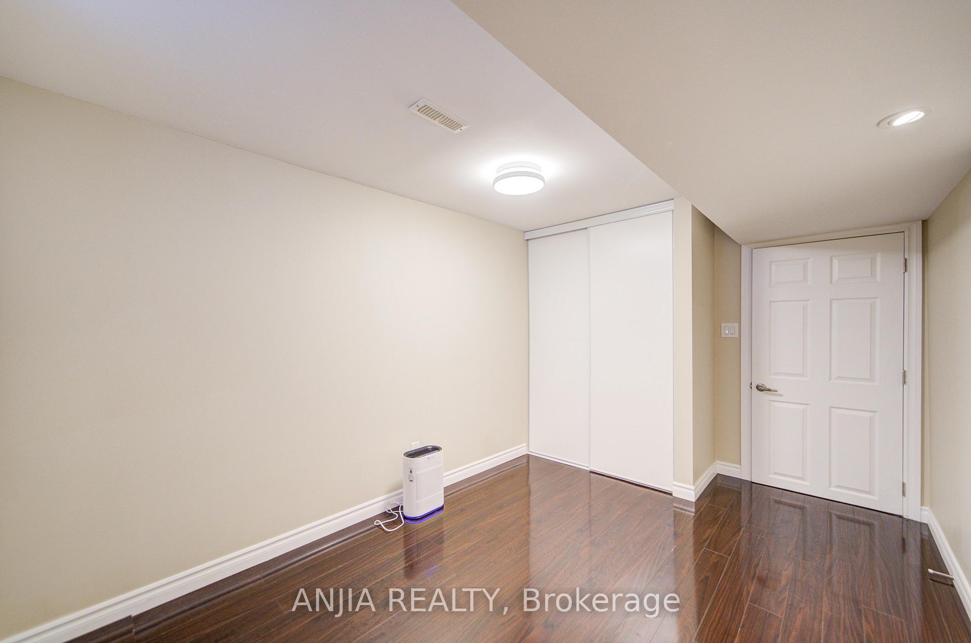 Photo 42 of 1 Outlook Terrace Drive, Markham, Greensborough — HOMEH