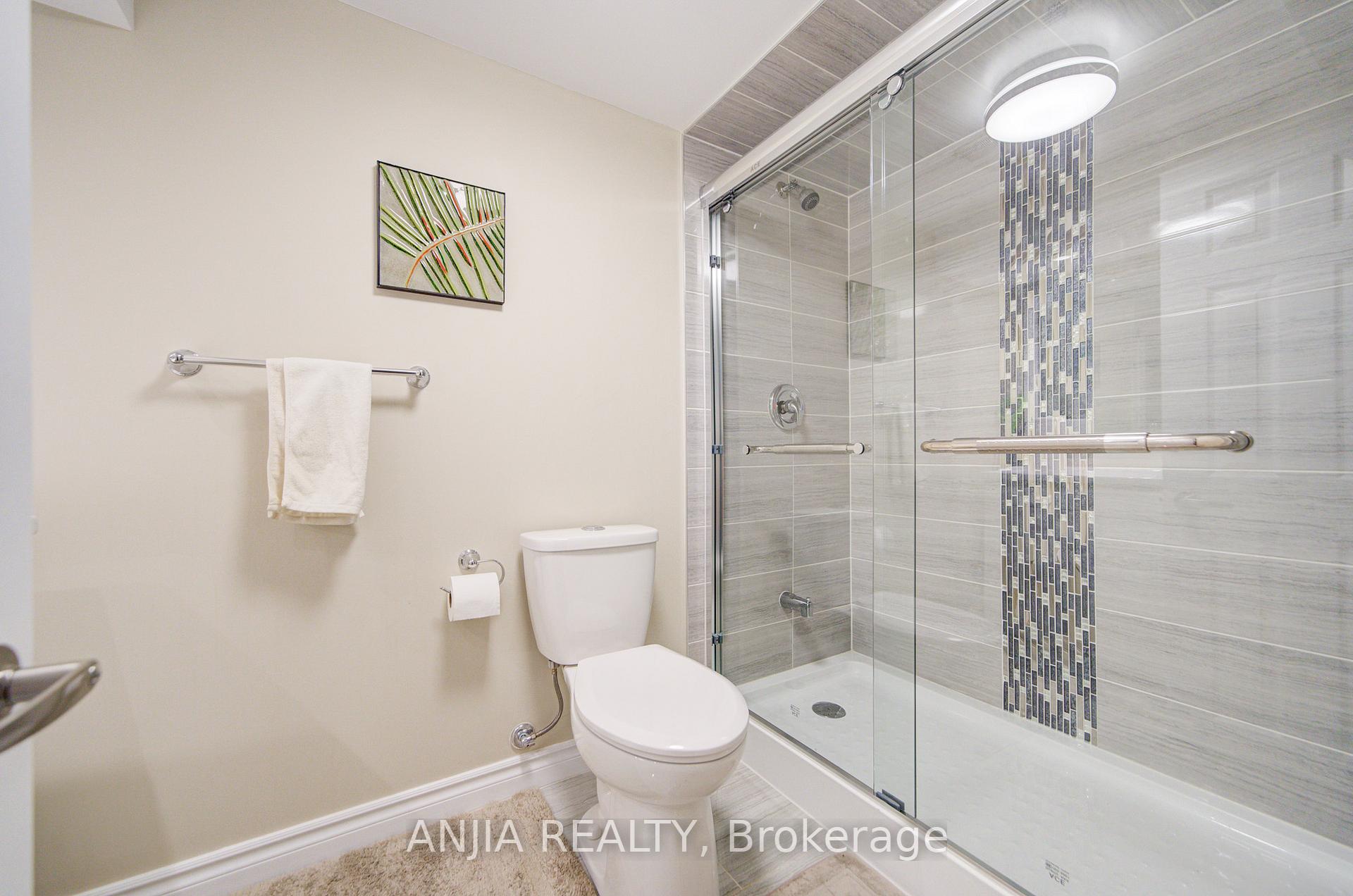 Photo 48 of 1 Outlook Terrace Drive, Markham, Greensborough — HOMEH