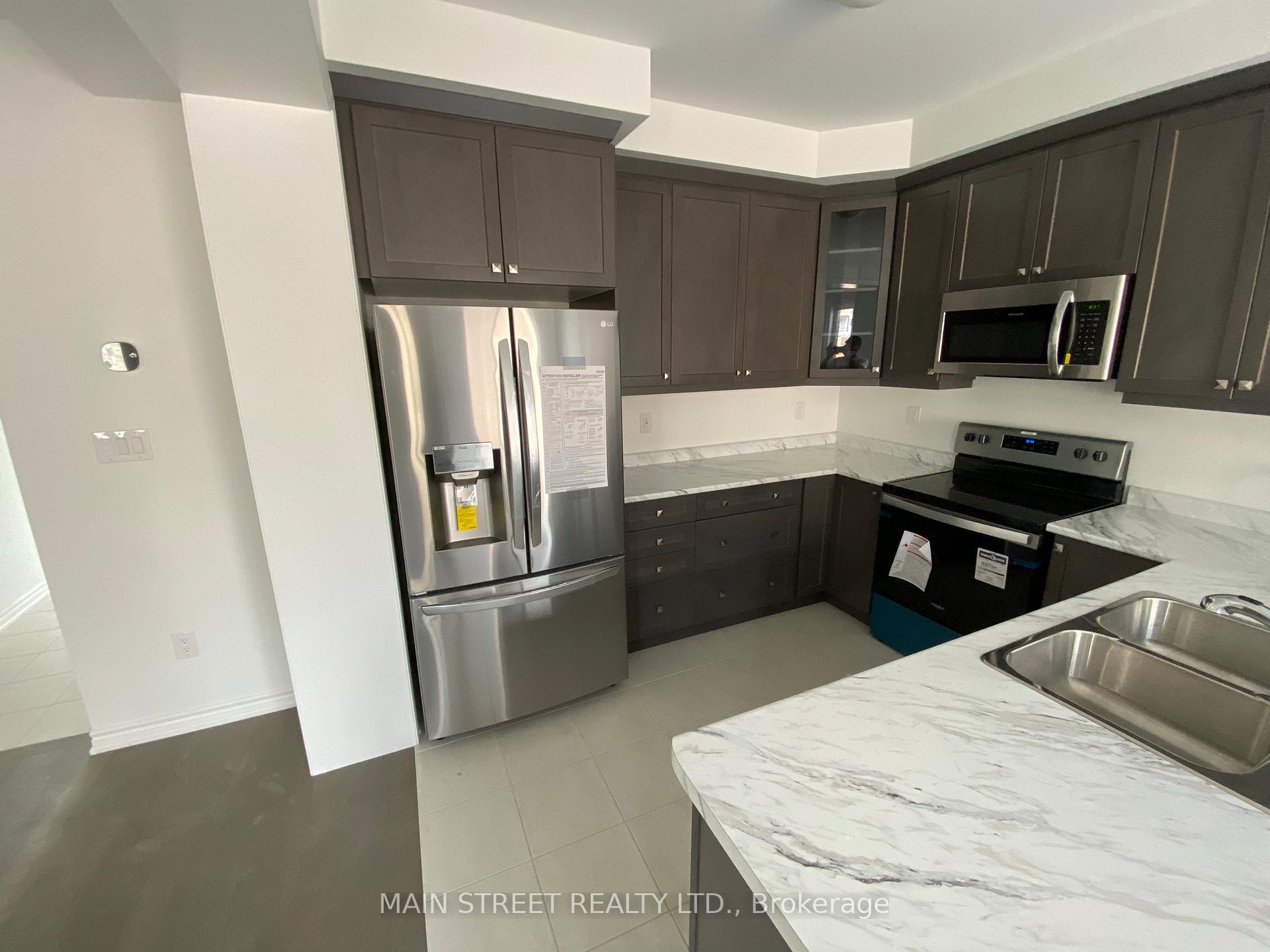 Photo 5 of 785 Whitlock Avenue, Milton, Cobban — HOMEH
