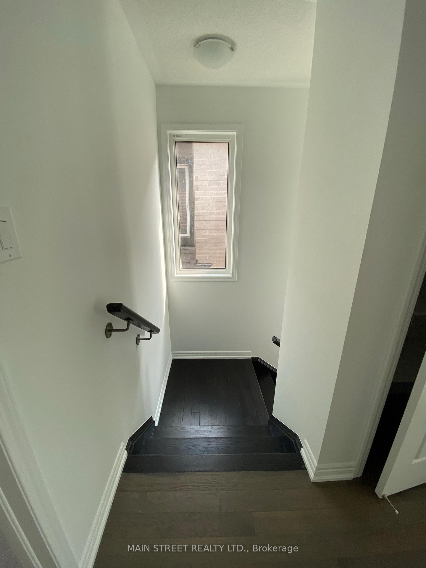 Photo 9 of 785 Whitlock Avenue, Milton, Cobban — HOMEH