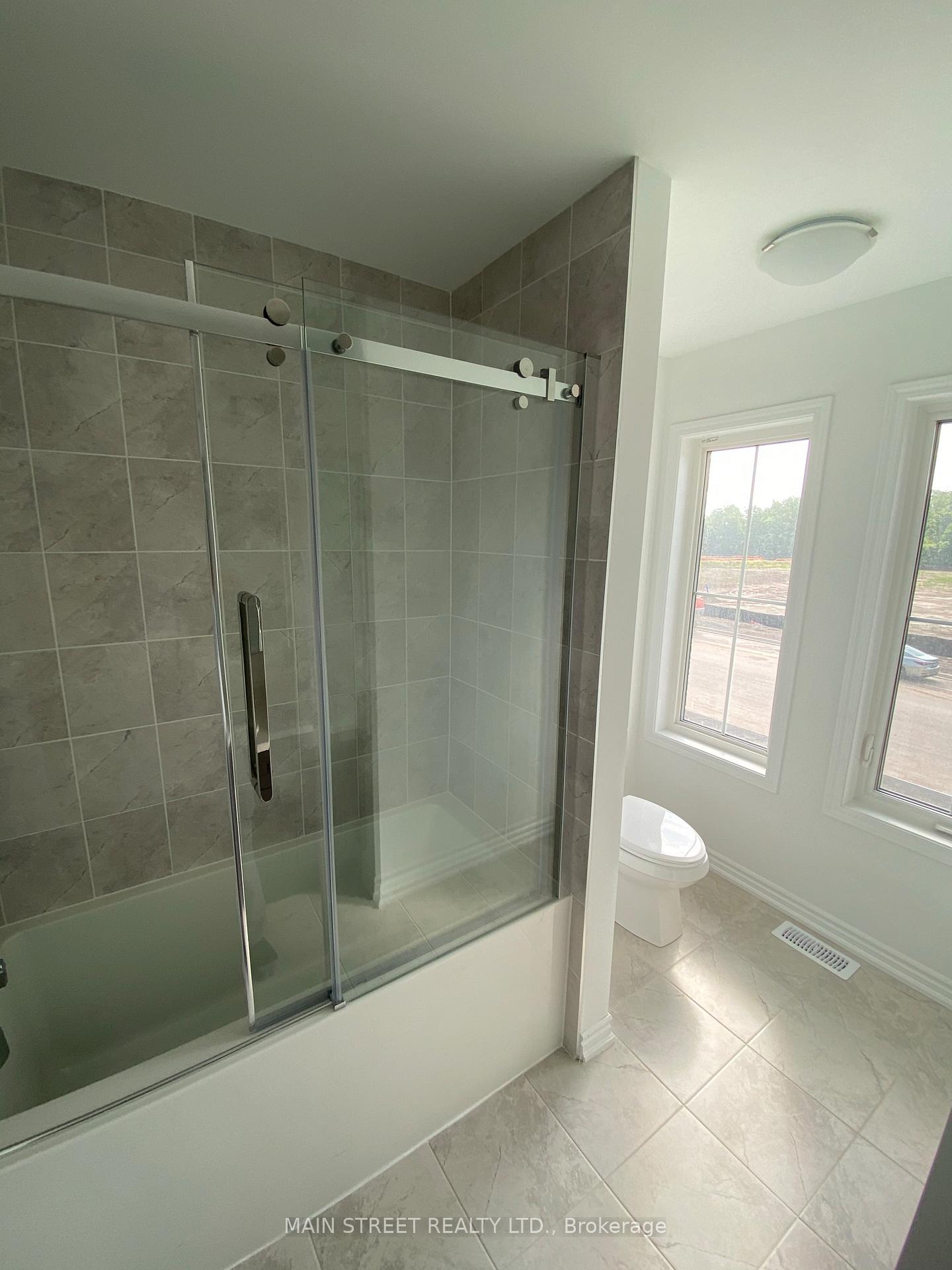 Photo 12 of 785 Whitlock Avenue, Milton, Cobban — HOMEH