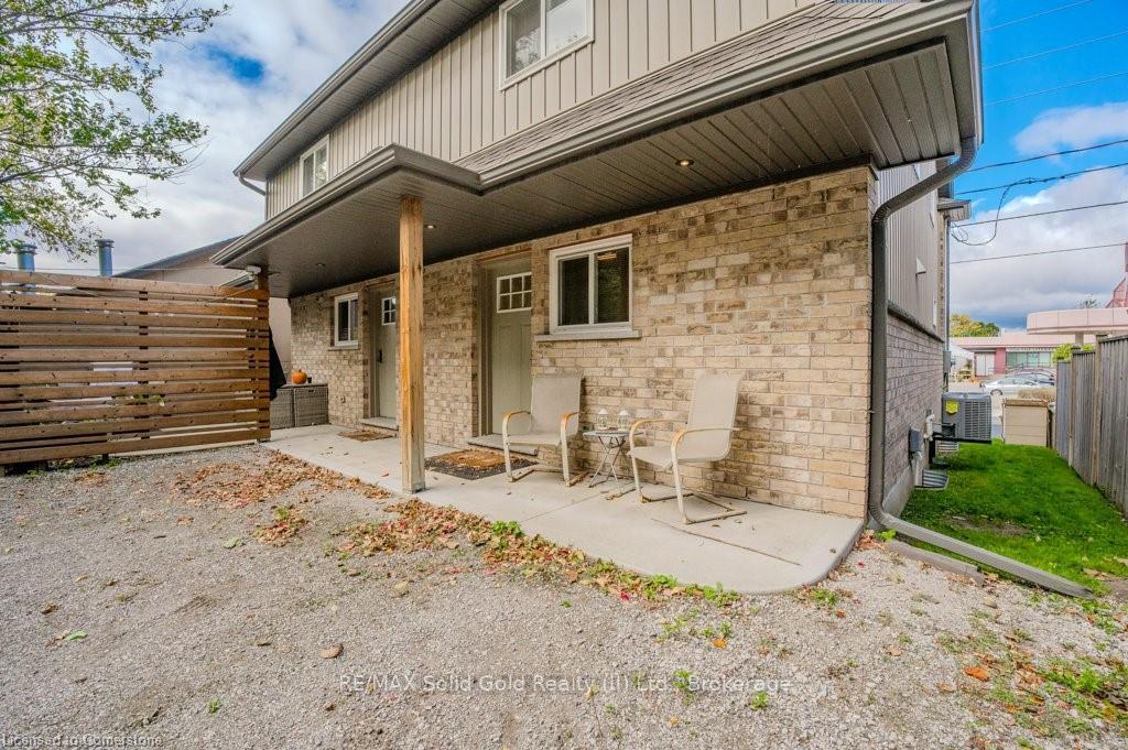 Photo 18 of 331 Victoria Street N, Kitchener — HOMEH