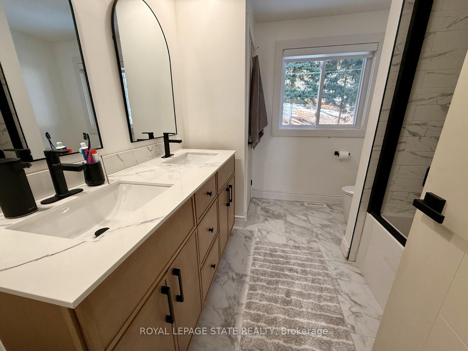 Photo 13 of 64 Maple Drive, Hamilton, Stoney Creek — HOMEH