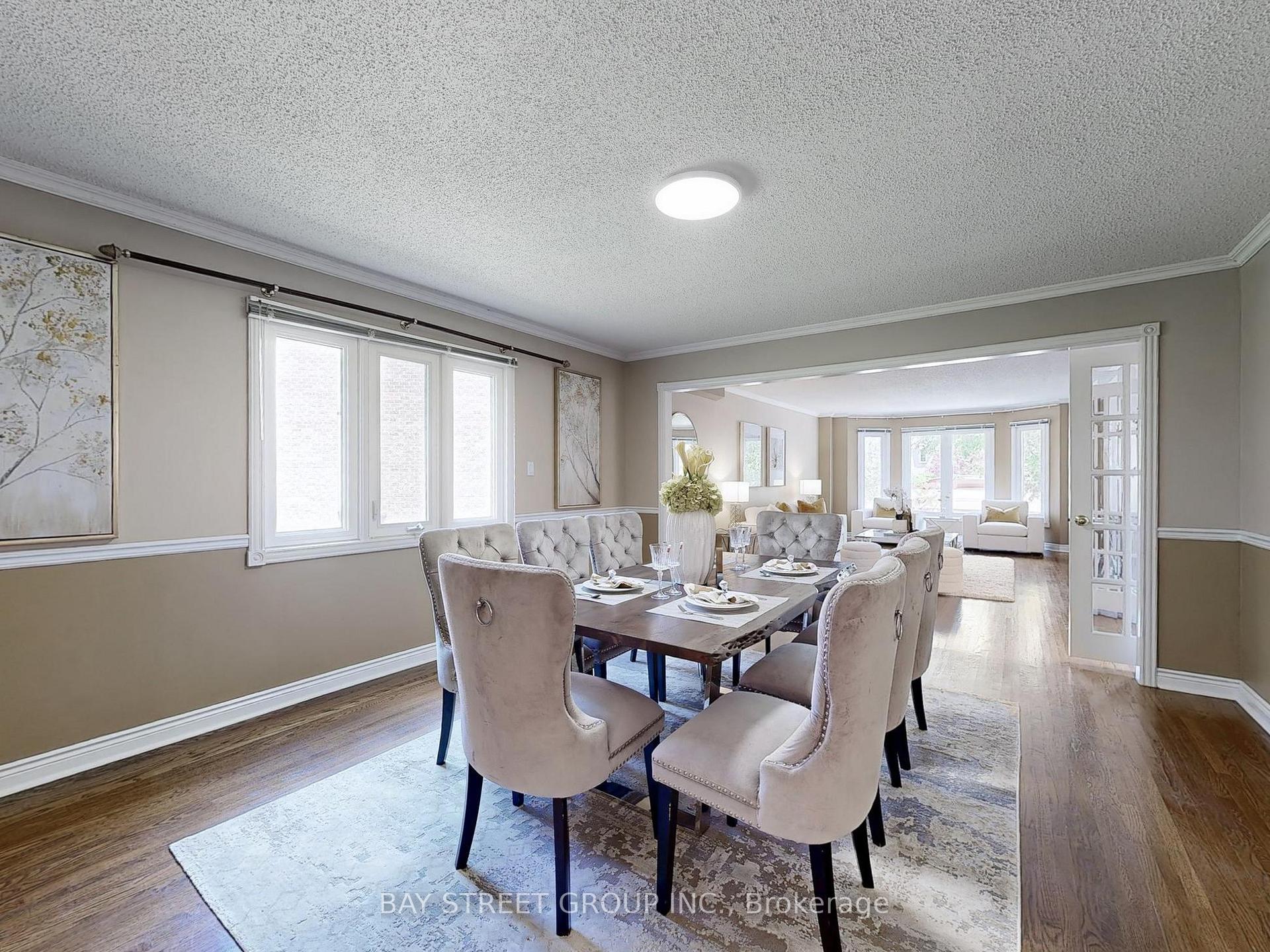 Photo 6 of 1 Lunau Lane, Markham, Aileen-Willowbrook — HOMEH