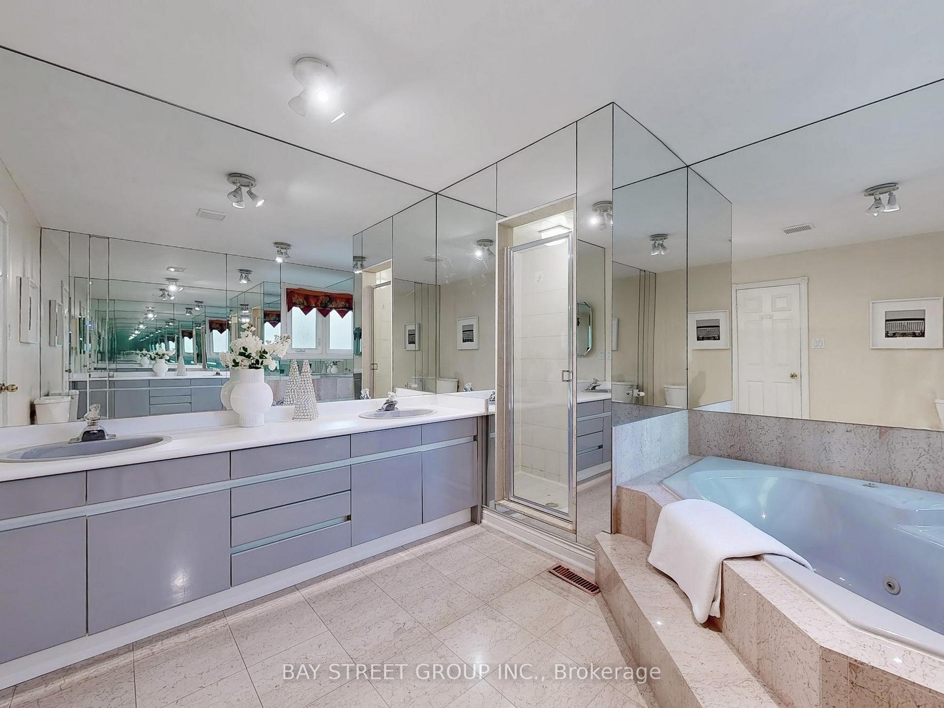 Photo 24 of 1 Lunau Lane, Markham, Aileen-Willowbrook — HOMEH