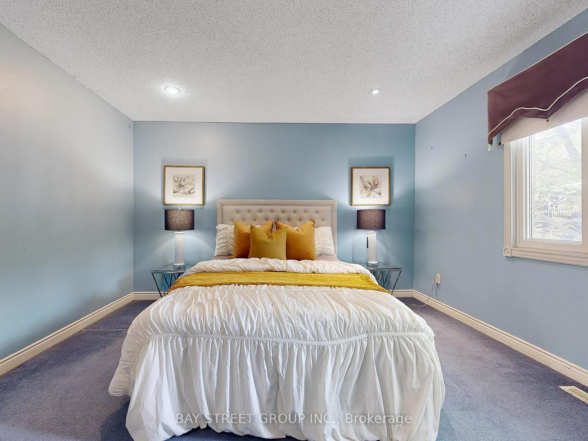 Photo 30 of 1 Lunau Lane, Markham, Aileen-Willowbrook — HOMEH