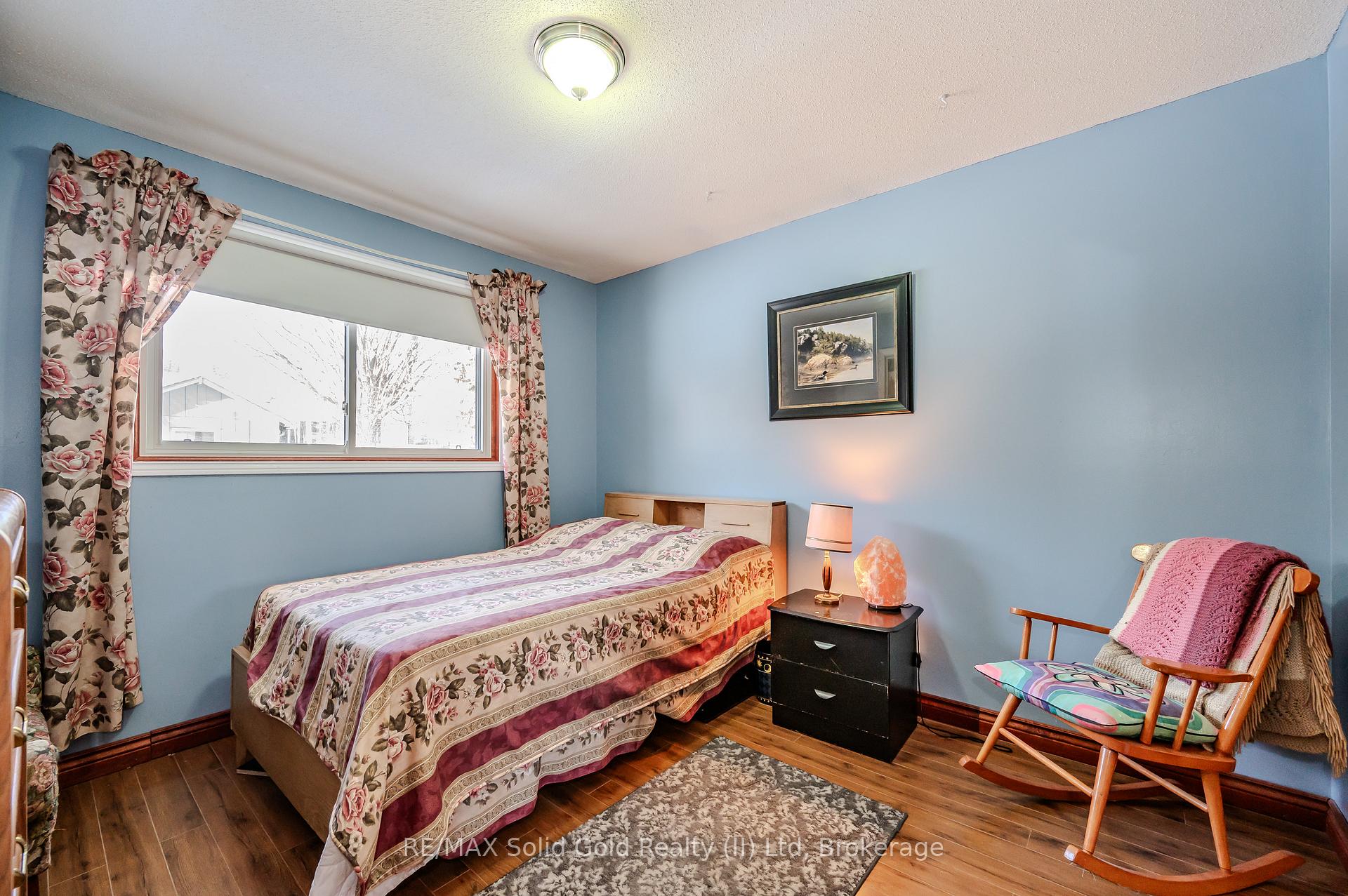 Photo 21 of 120 Albion Court, Kitchener — HOMEH
