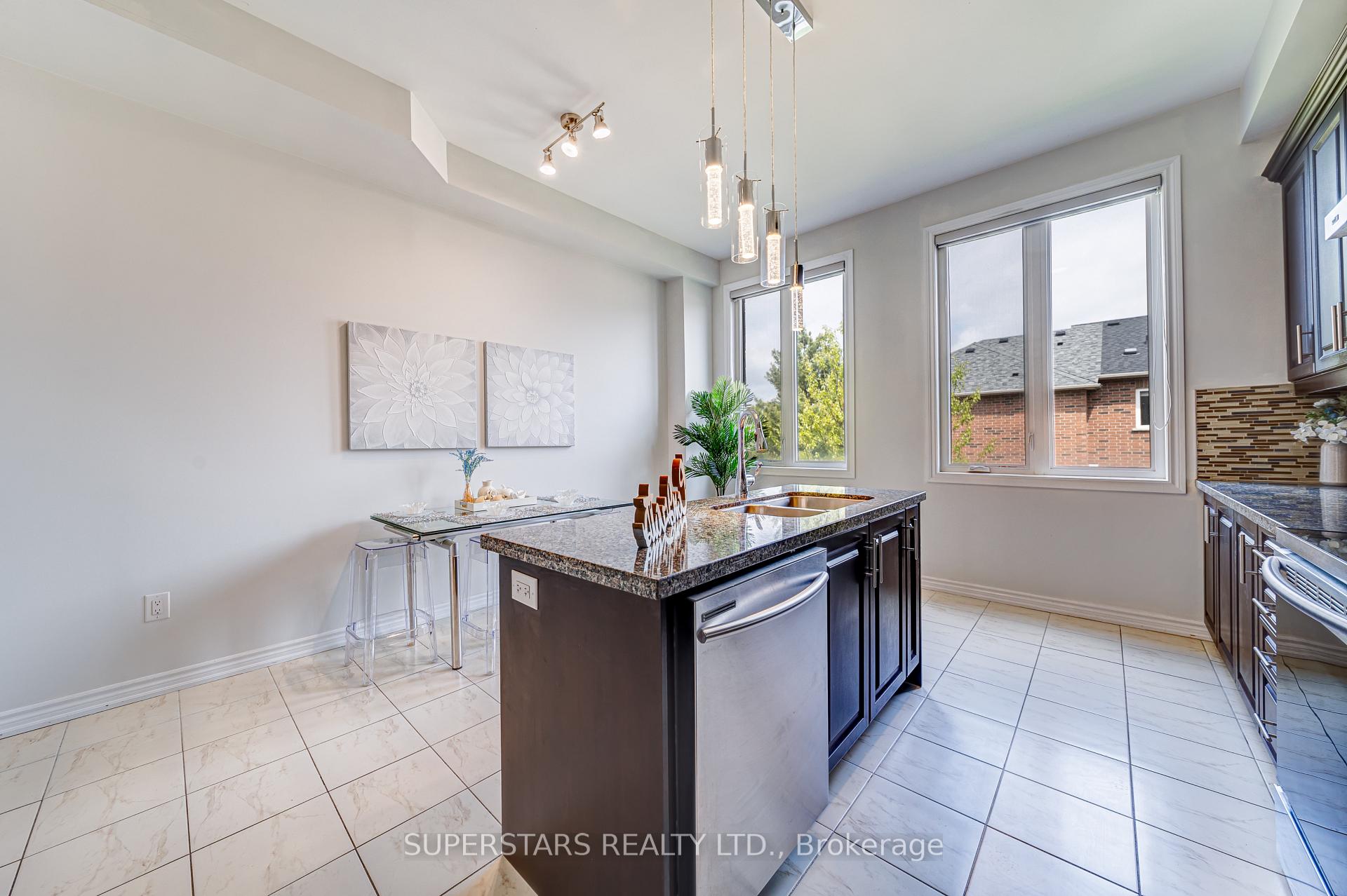 Photo 3 of 6 Hyderabad Lane, Markham, Greensborough — HOMEH
