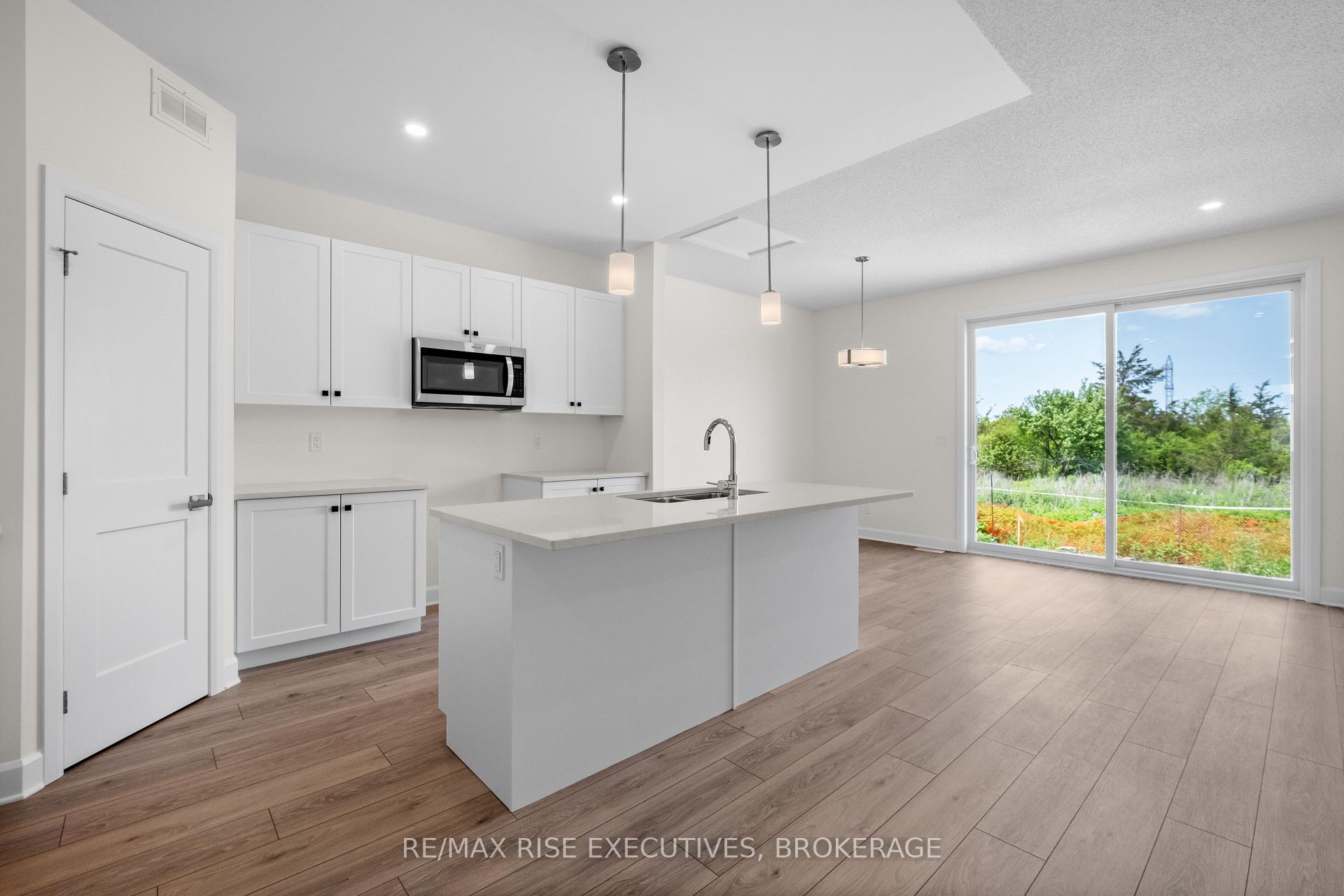Photo 8 of 412 Buckthorn Drive, Kingston, City Northwest — HOMEH