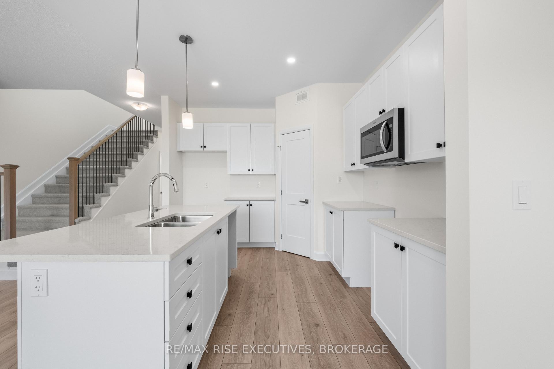 Photo 14 of 412 Buckthorn Drive, Kingston, City Northwest — HOMEH