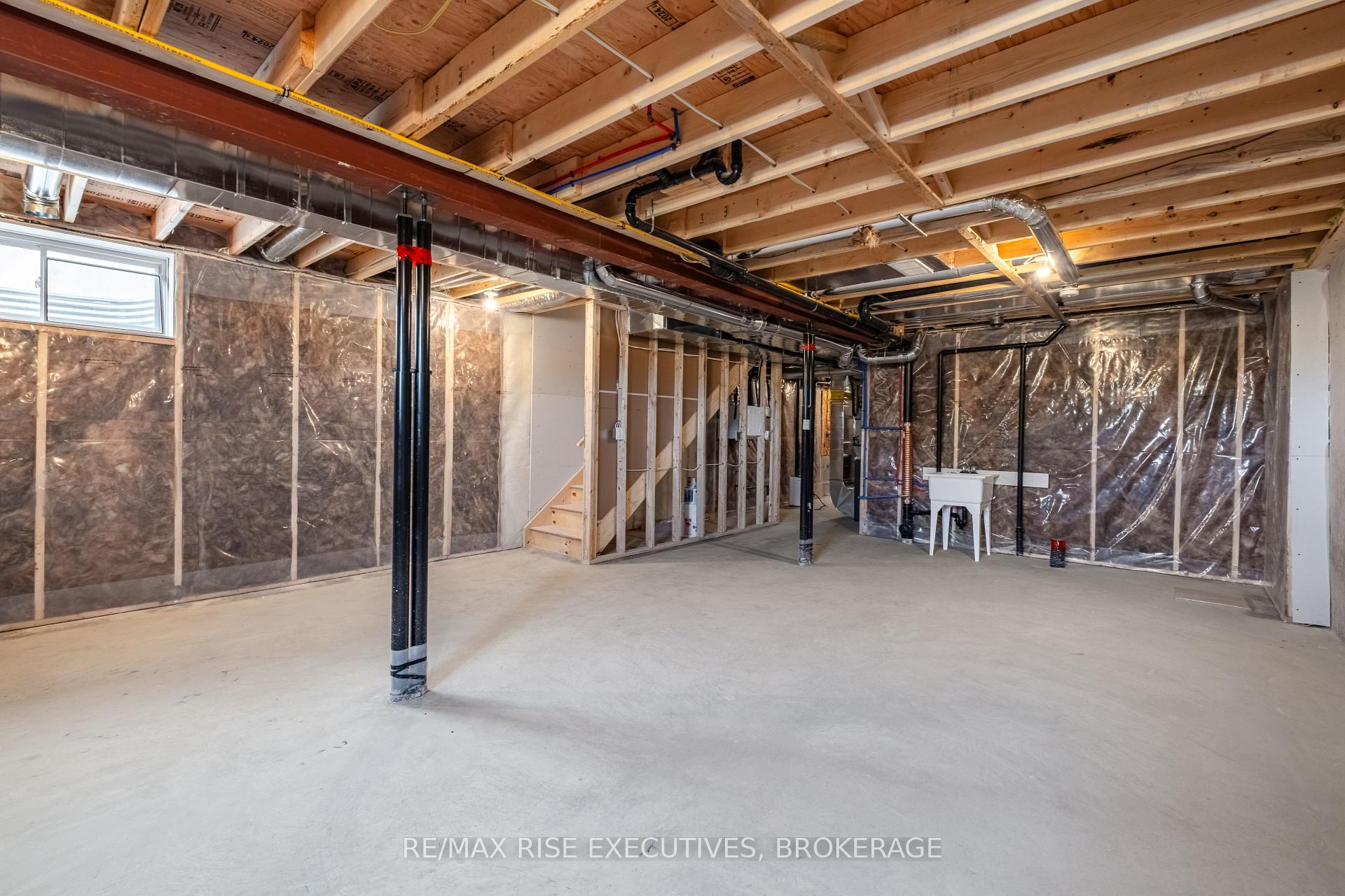 Photo 36 of 412 Buckthorn Drive, Kingston, City Northwest — HOMEH