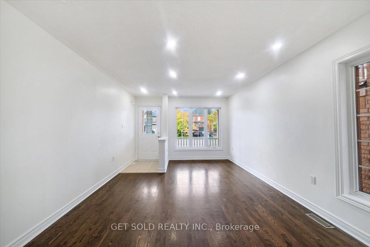 Photo 4 of 455 Scott Boulevard, Milton, Scott — HOMEH