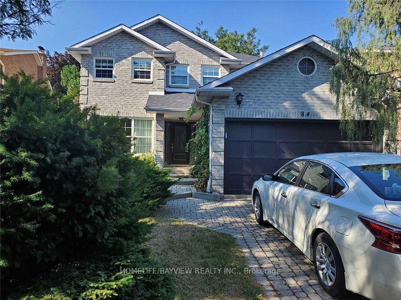 Front of 84 Huntington Park Drive W