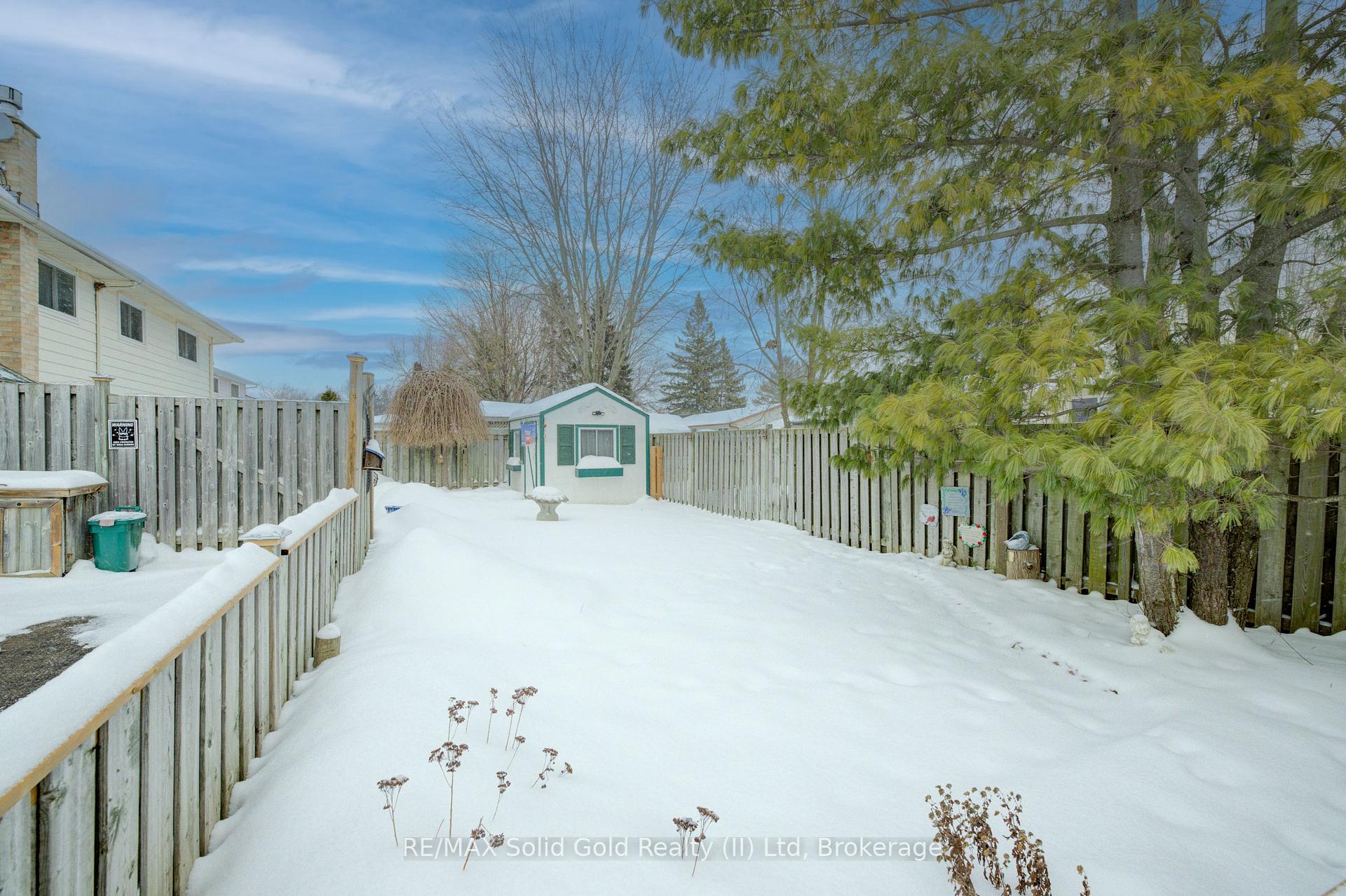 Photo 27 of 115 Uxbridge Crescent, Kitchener — HOMEH