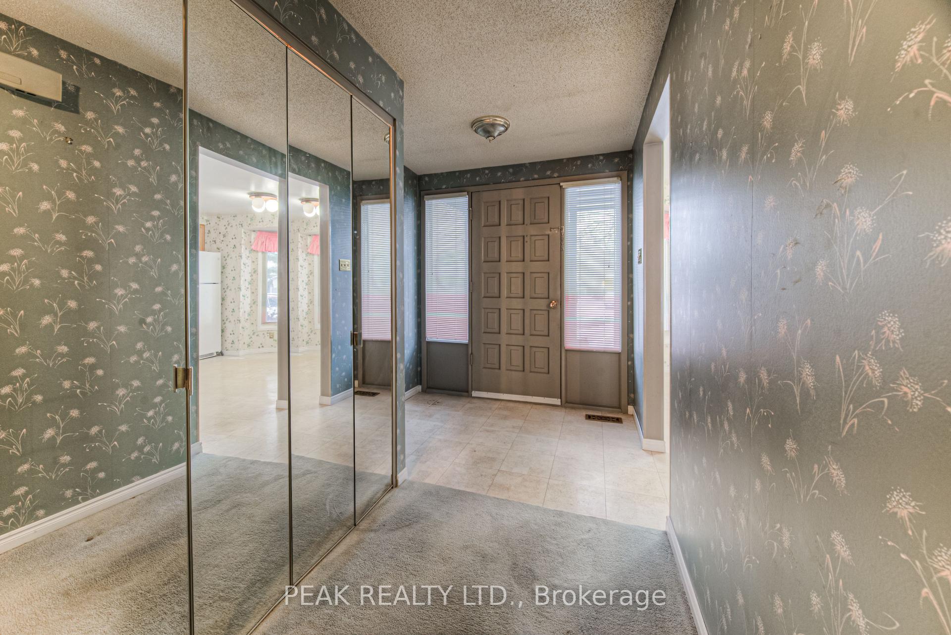 Photo 5 of 83 Blackwell Drive, Kitchener — HOMEH