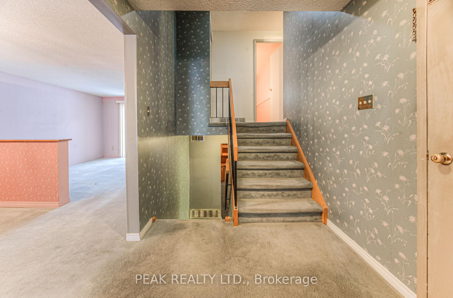 Photo 7 of 83 Blackwell Drive, Kitchener — HOMEH