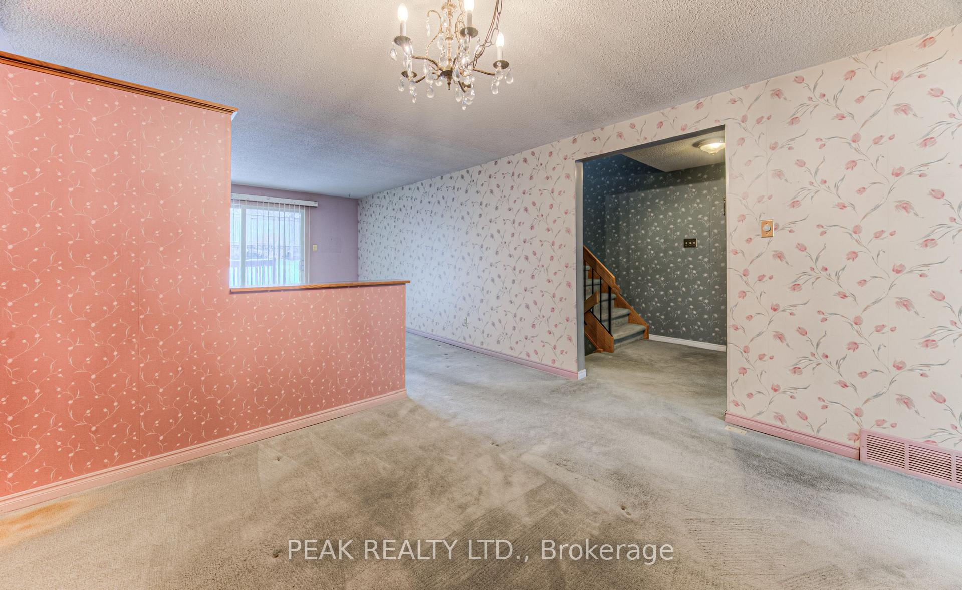 Photo 15 of 83 Blackwell Drive, Kitchener — HOMEH