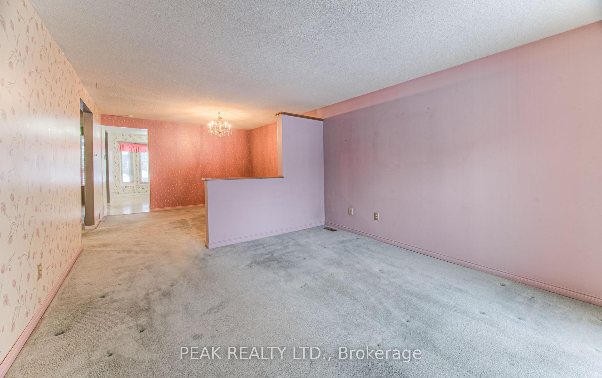 Photo 19 of 83 Blackwell Drive, Kitchener — HOMEH