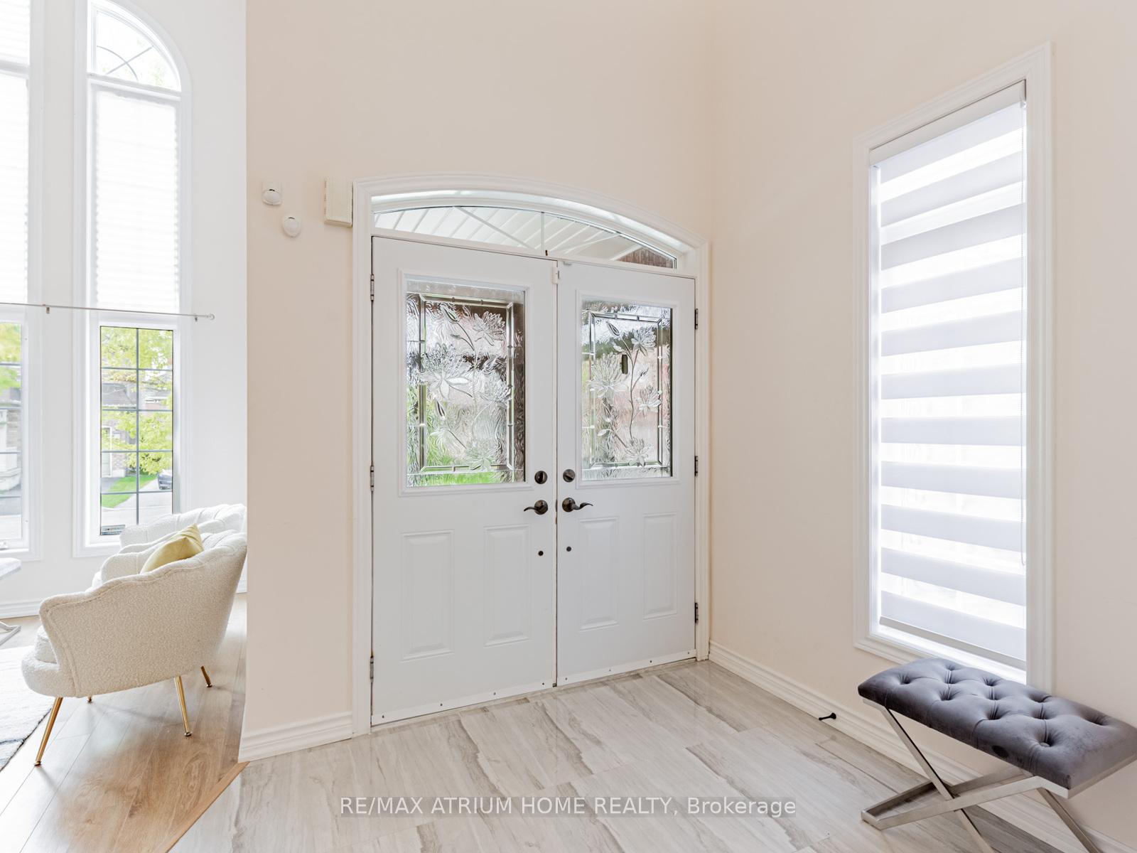 Photo 4 of 15 Pinecrest Street, Markham, Wismer — HOMEH