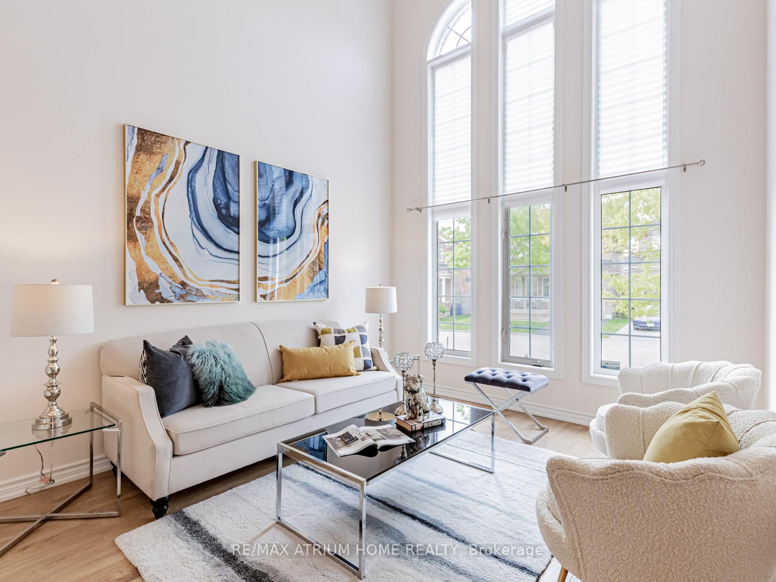 Photo 6 of 15 Pinecrest Street, Markham, Wismer — HOMEH