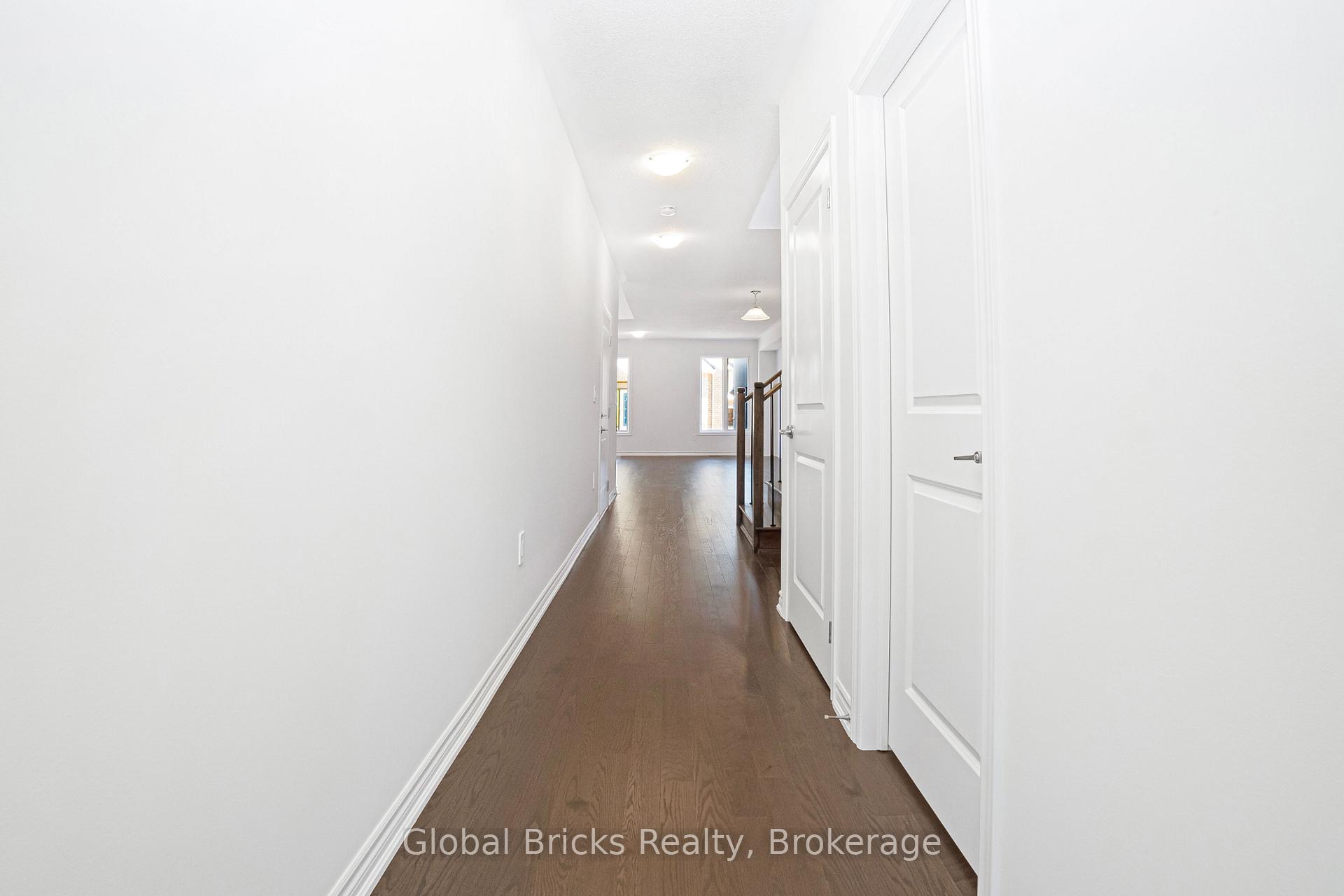 Photo 5 of 301 Bergamot Avenue, Milton, Walker — HOMEH
