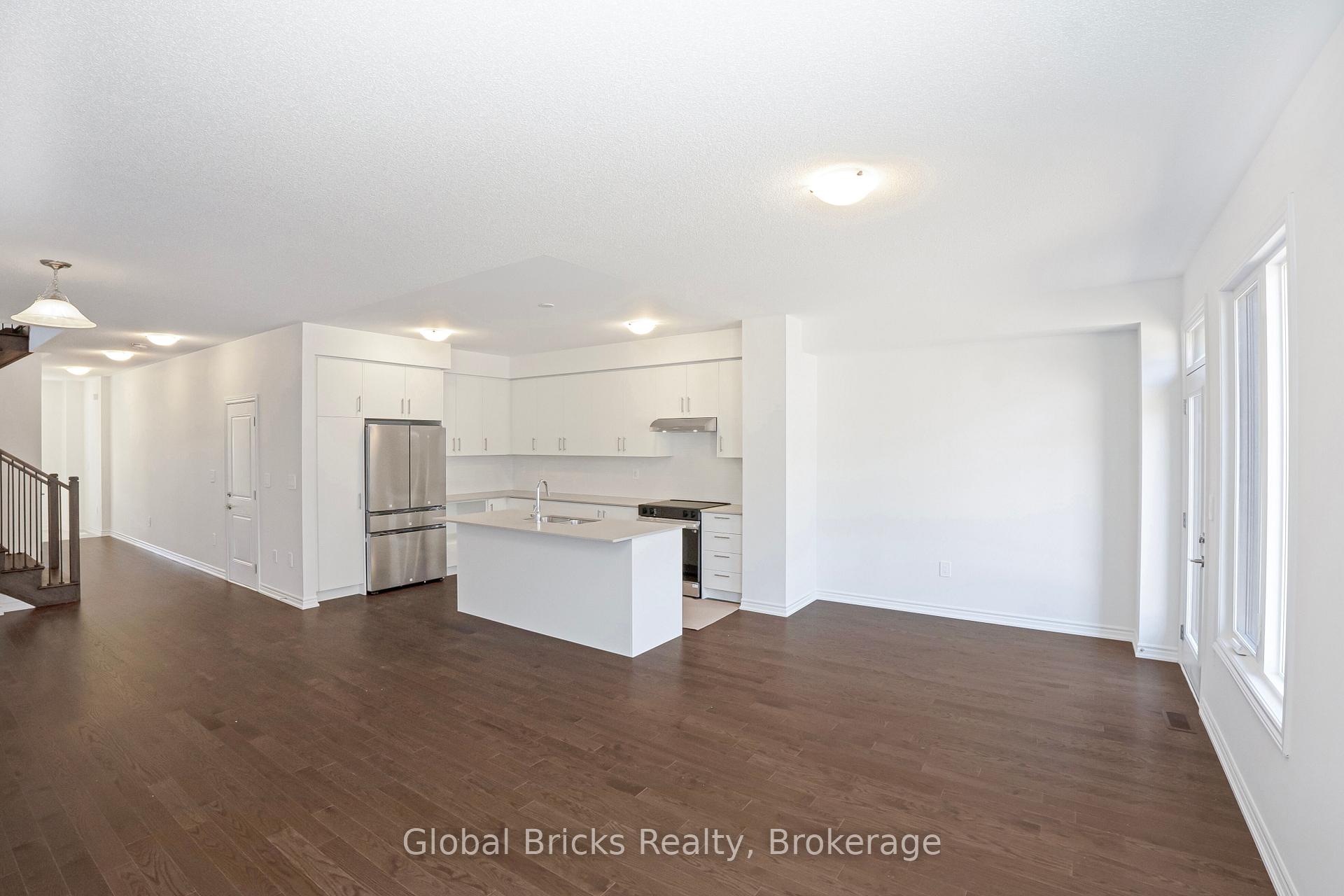 Photo 10 of 301 Bergamot Avenue, Milton, Walker — HOMEH