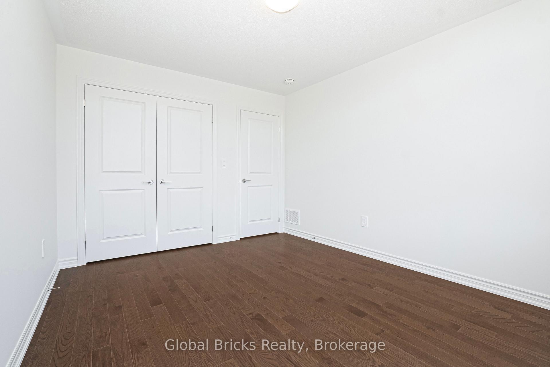 Photo 19 of 301 Bergamot Avenue, Milton, Walker — HOMEH