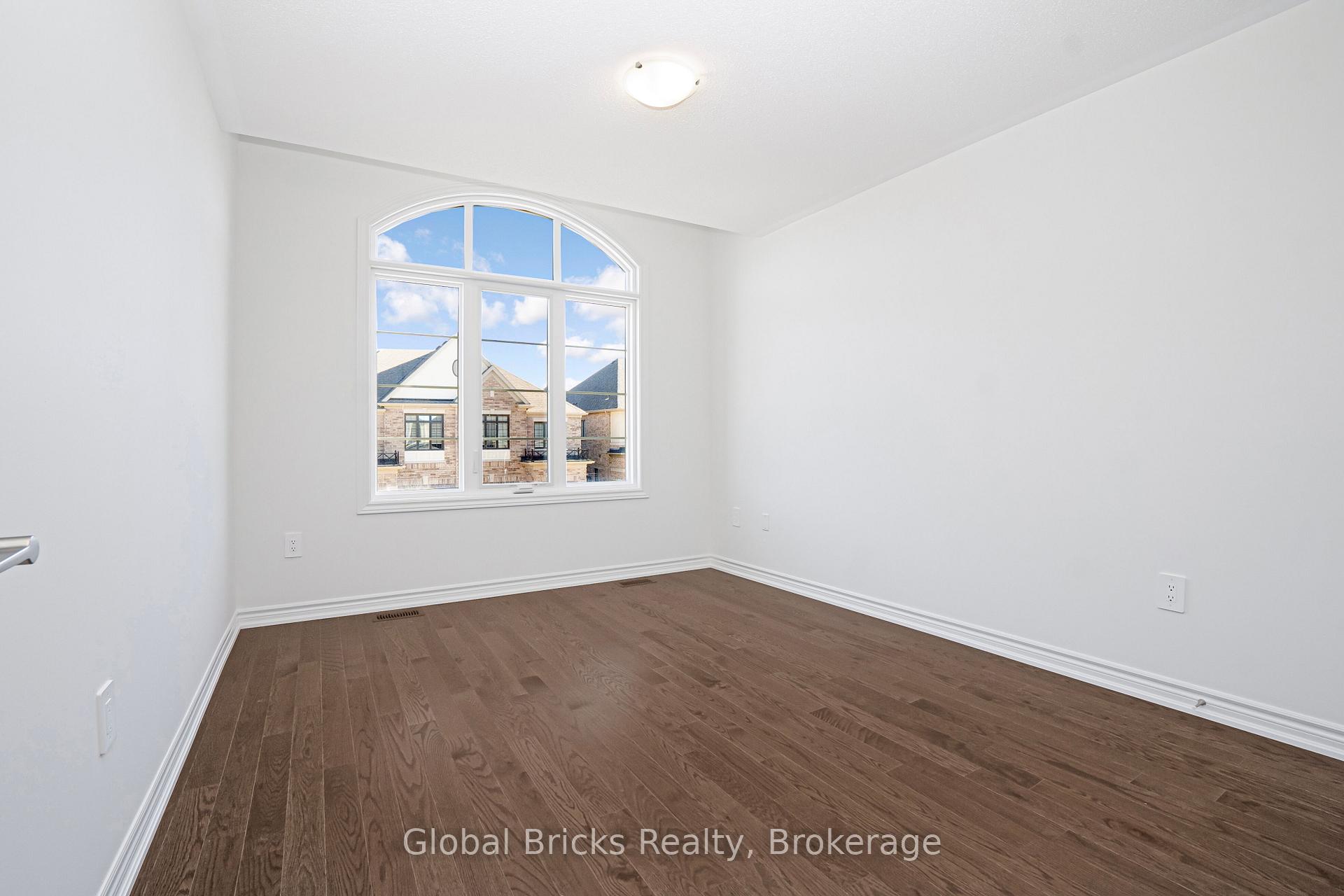 Photo 20 of 301 Bergamot Avenue, Milton, Walker — HOMEH