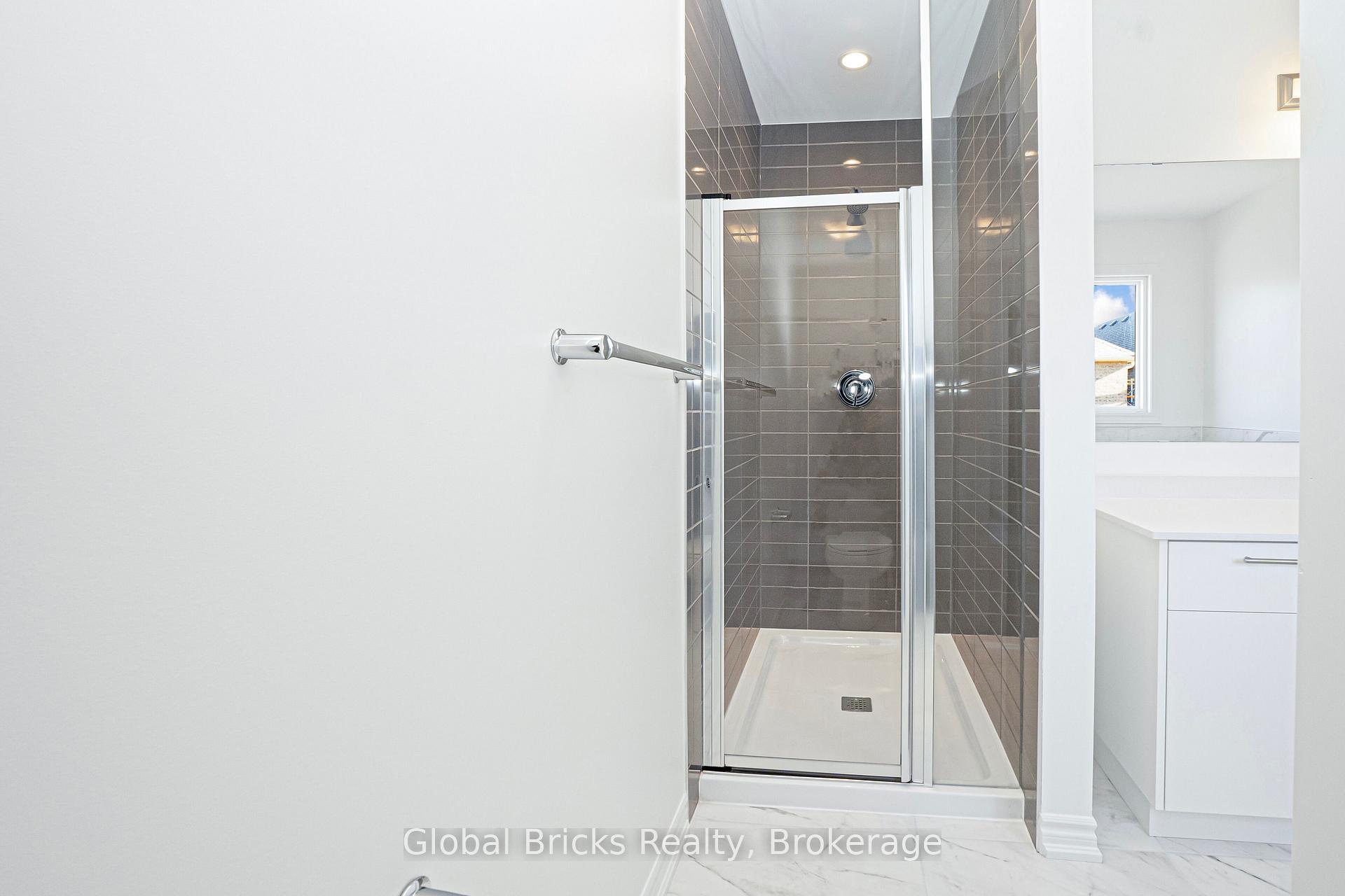 Photo 28 of 301 Bergamot Avenue, Milton, Walker — HOMEH