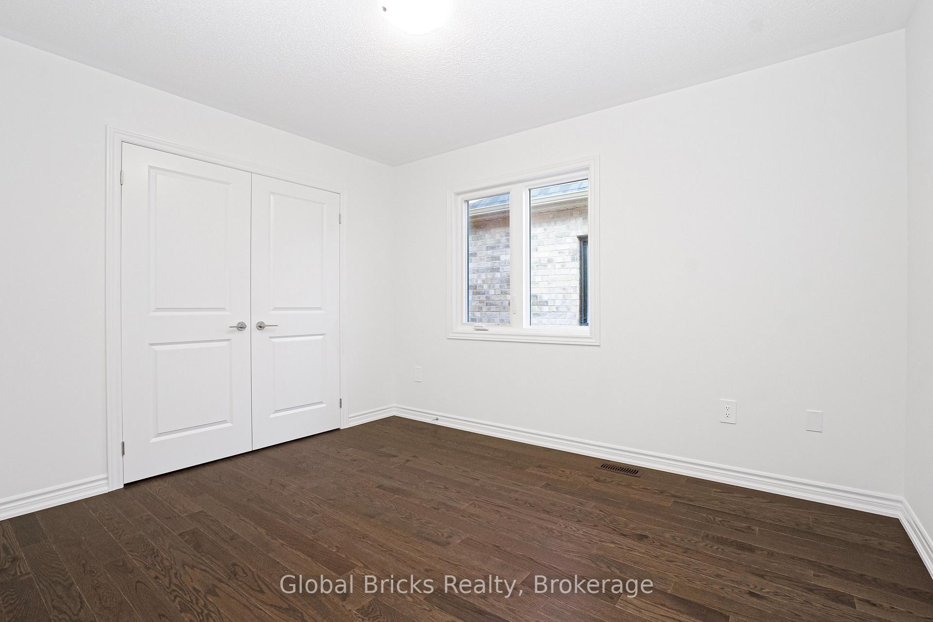 Photo 30 of 301 Bergamot Avenue, Milton, Walker — HOMEH