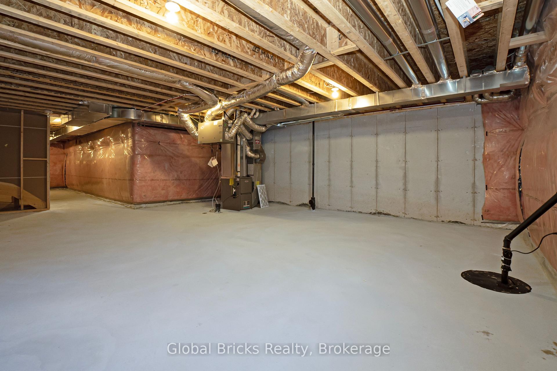 Photo 35 of 301 Bergamot Avenue, Milton, Walker — HOMEH