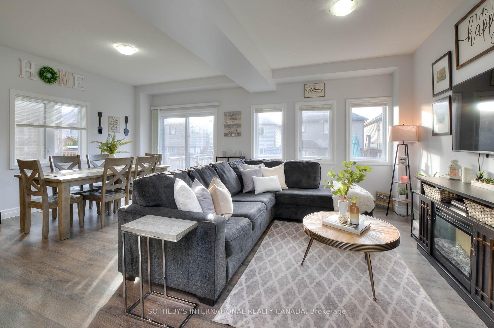 Photo 7 of 23 Pondcliffe Drive, Kitchener — HOMEH