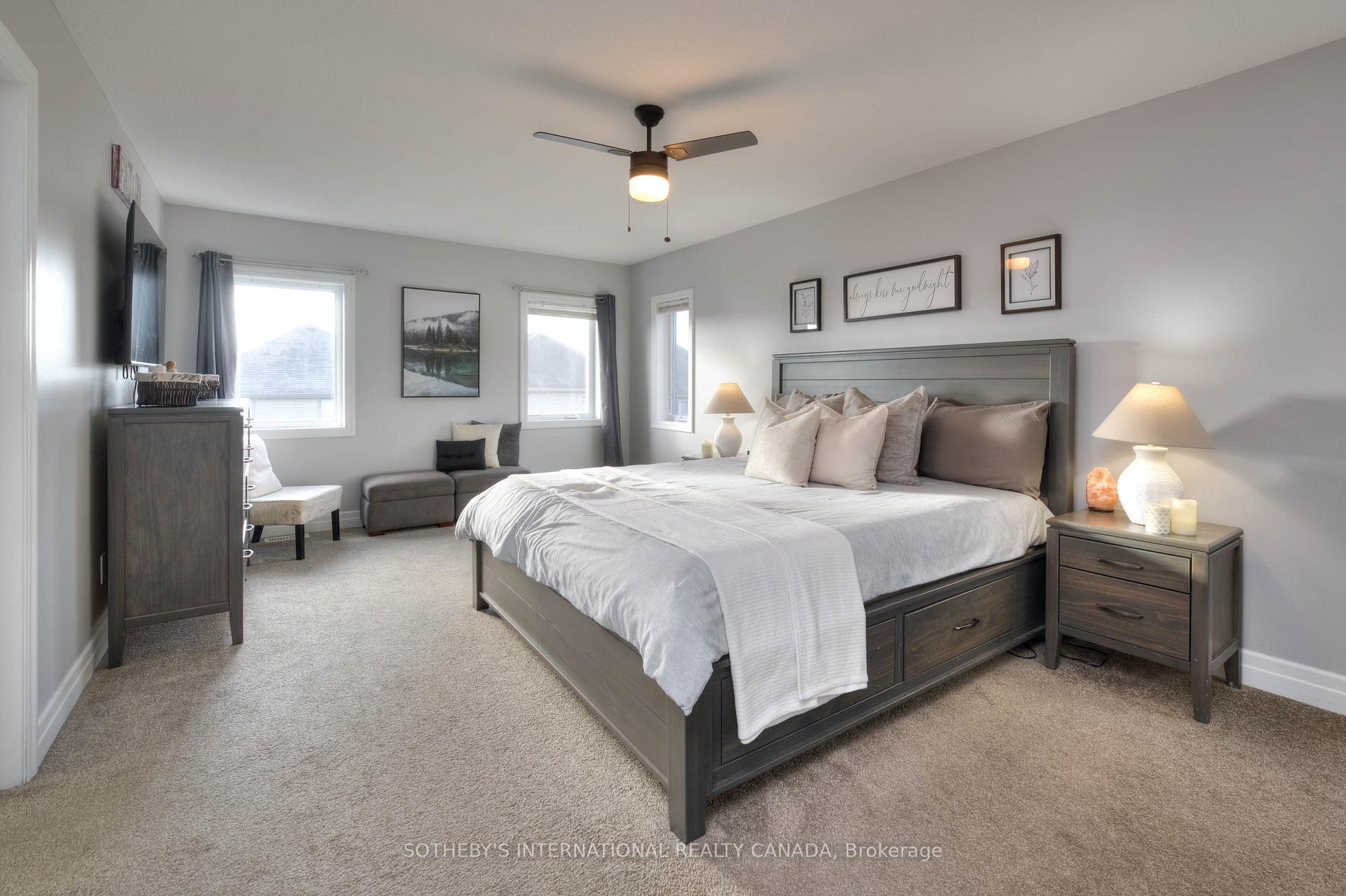 Photo 13 of 23 Pondcliffe Drive, Kitchener — HOMEH