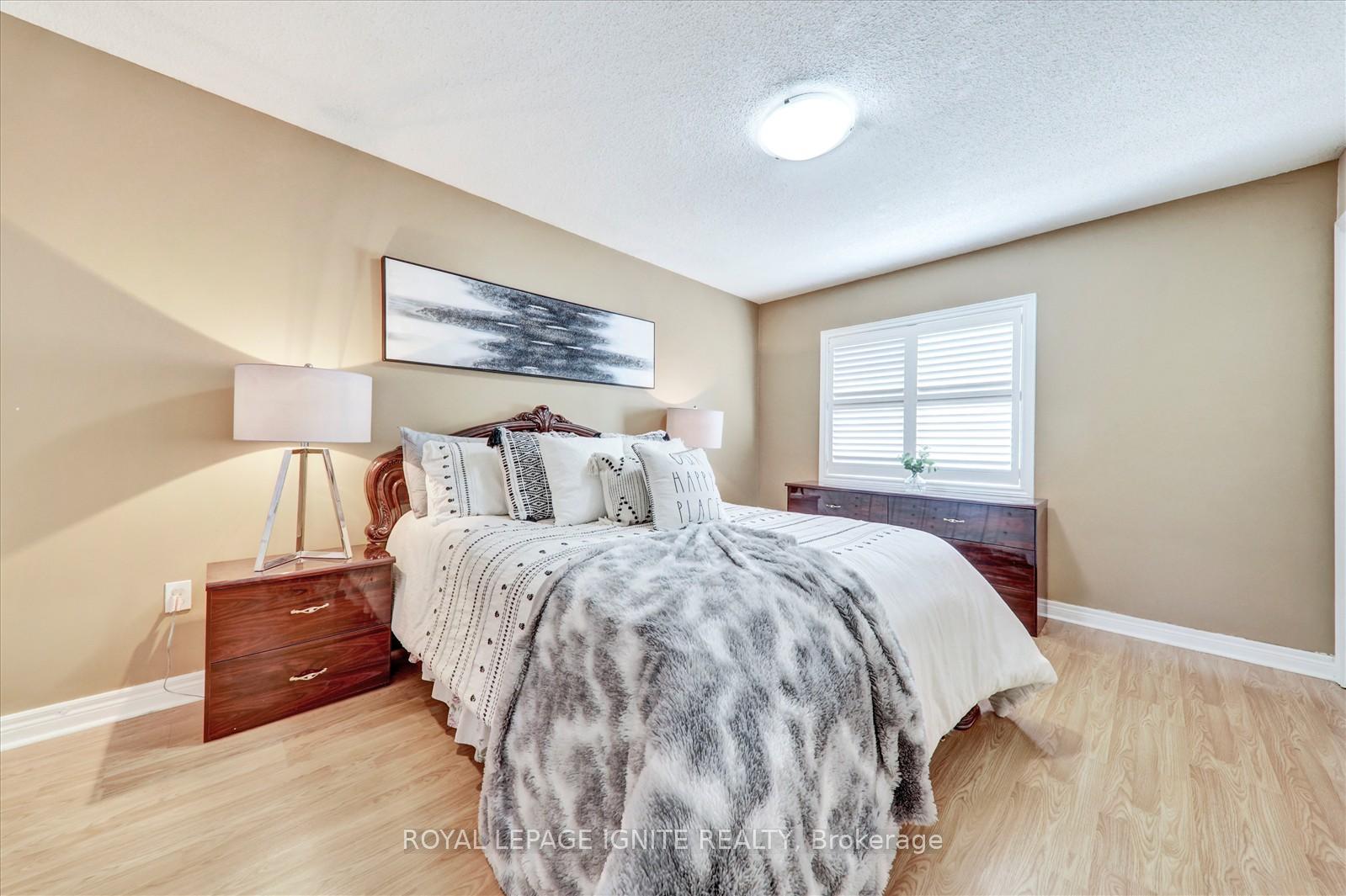 Photo 19 of 69 Sandham Crescent, Markham, Middlefield — HOMEH