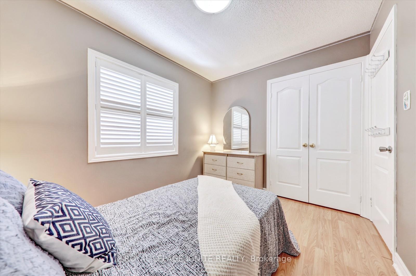 Photo 24 of 69 Sandham Crescent, Markham, Middlefield — HOMEH