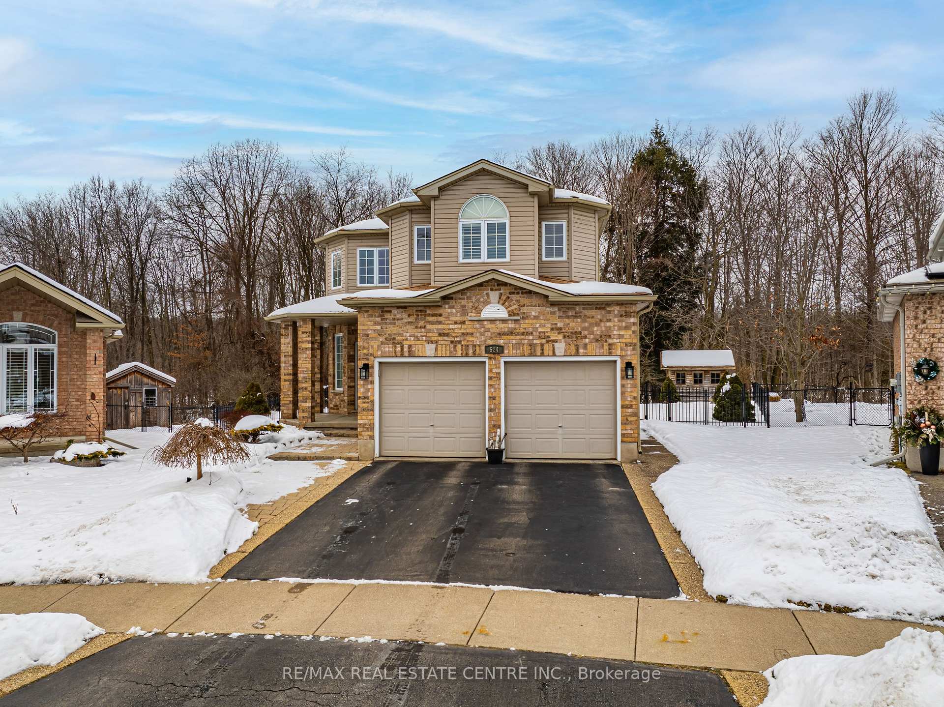 Photo 1 of 524 Country Clair Place, Kitchener — HOMEH
