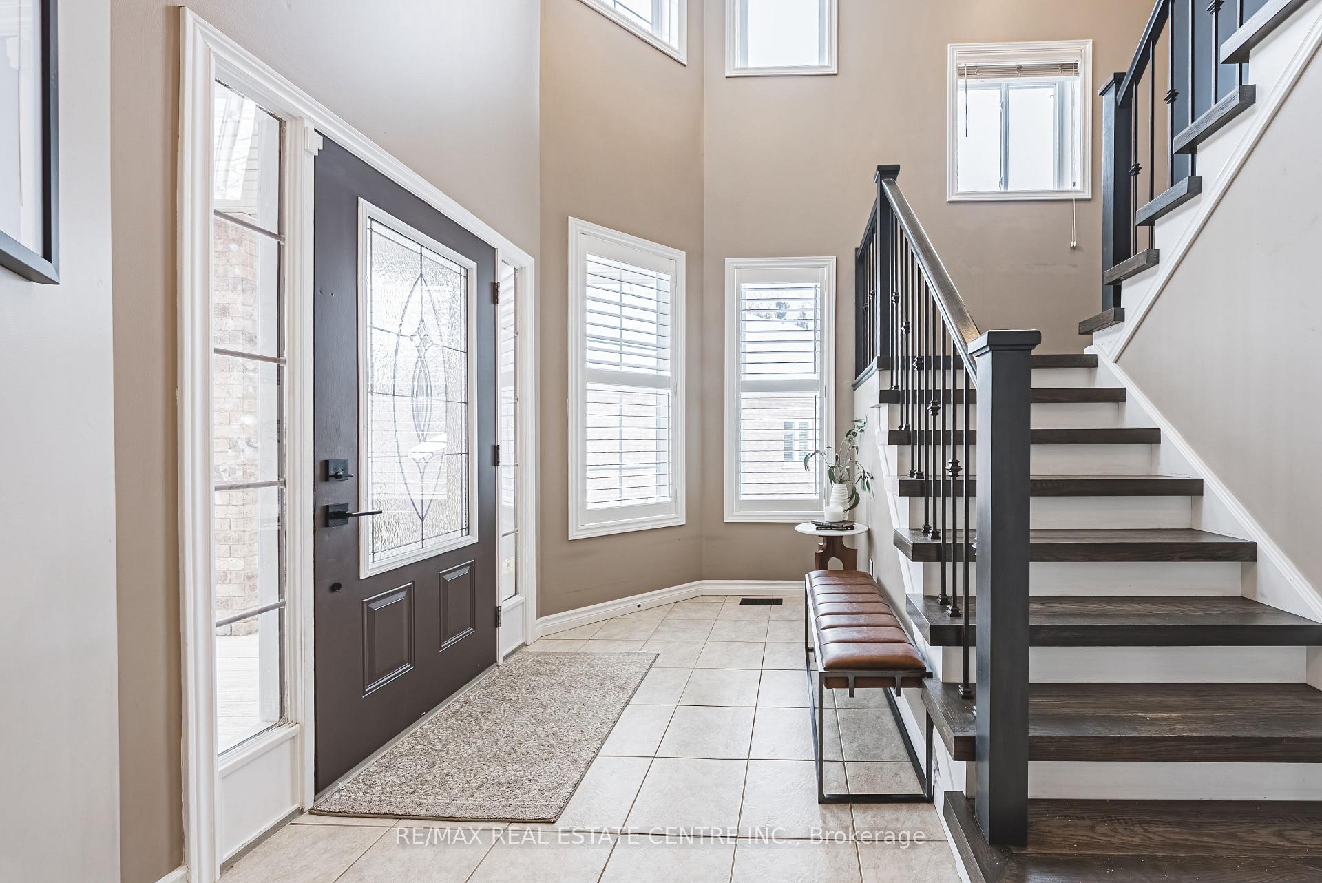 Photo 7 of 524 Country Clair Place, Kitchener — HOMEH