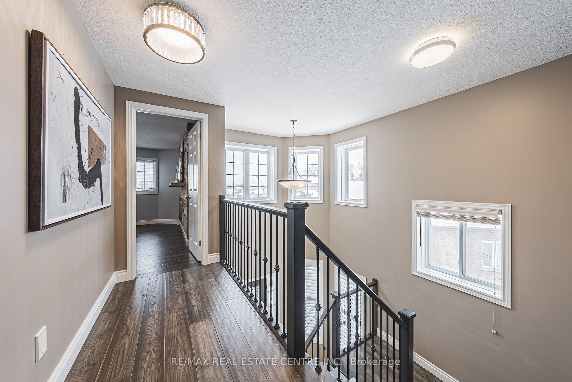 Photo 18 of 524 Country Clair Place, Kitchener — HOMEH