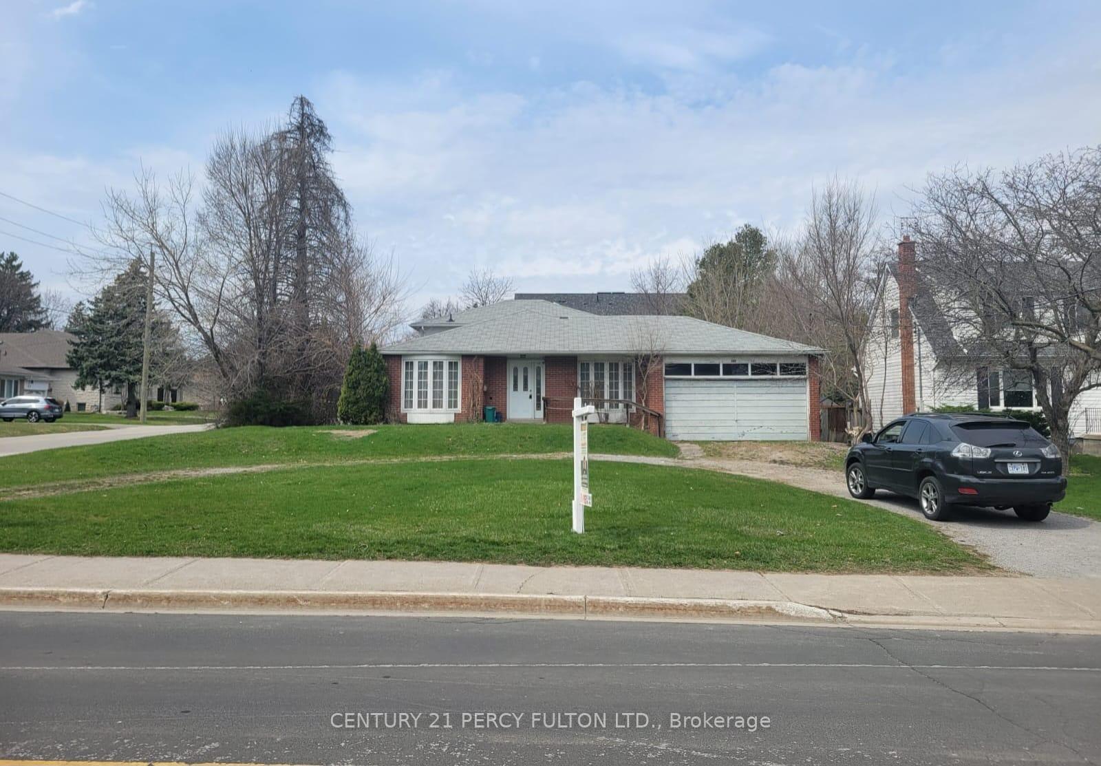 Photo 1 of 102 Robinson Street, Markham, Bullock — HOMEH