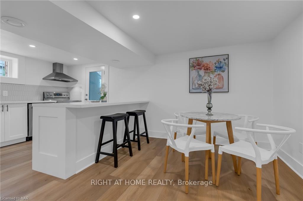 Photo 9 of 1861 Main Street E, Hamilton, McQuesten — HOMEH